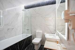 Отель Barin Residence Grand Москва Семейный номер Делюкс-5